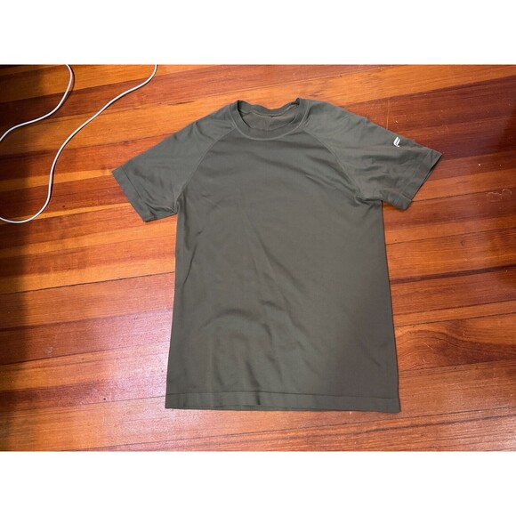 Fabletics Men's Small - The Training Day Tee Shirt - Dark Moss Olive Green - Gym - Picture 2 of 5